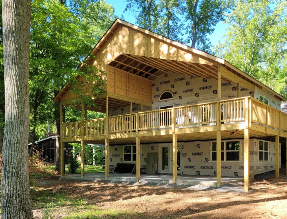 The exterior of a custom home addition by R.E. Horner Construction